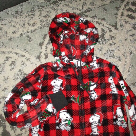 Munki Munki Peanuts “ Snoopy” Hooded Christmas 🤶 🎅🎄🥗🦌🎁 Onsie  M - Picture 2 of 4